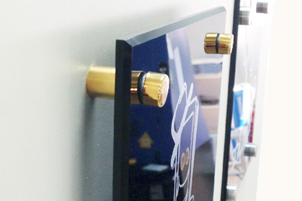 acrylic-plate-sign_03.jpg